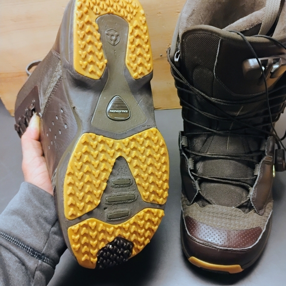 Men's Brown Snowboard Boots Salomon Dialogue - Picture 2 of 14